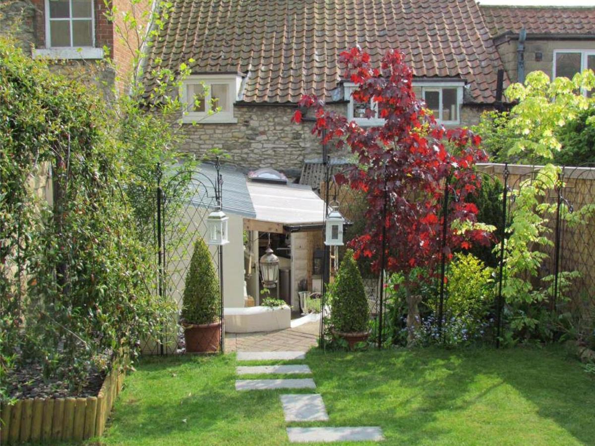 Lavender Cottage, Grade 2 Listed Period Stone Built Cottage In Pickering, North Yorkshire Exterior foto