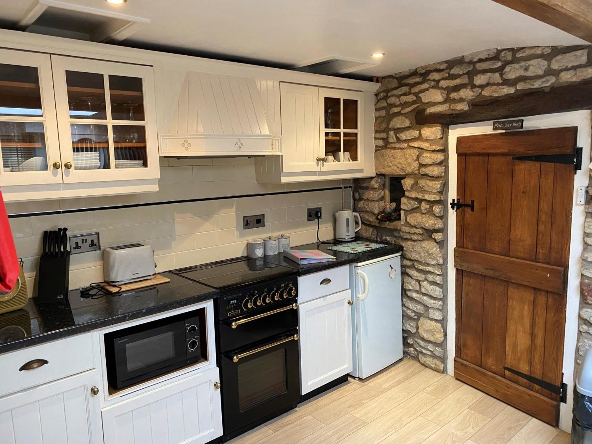 Lavender Cottage, Grade 2 Listed Period Stone Built Cottage In Pickering, North Yorkshire Exterior foto